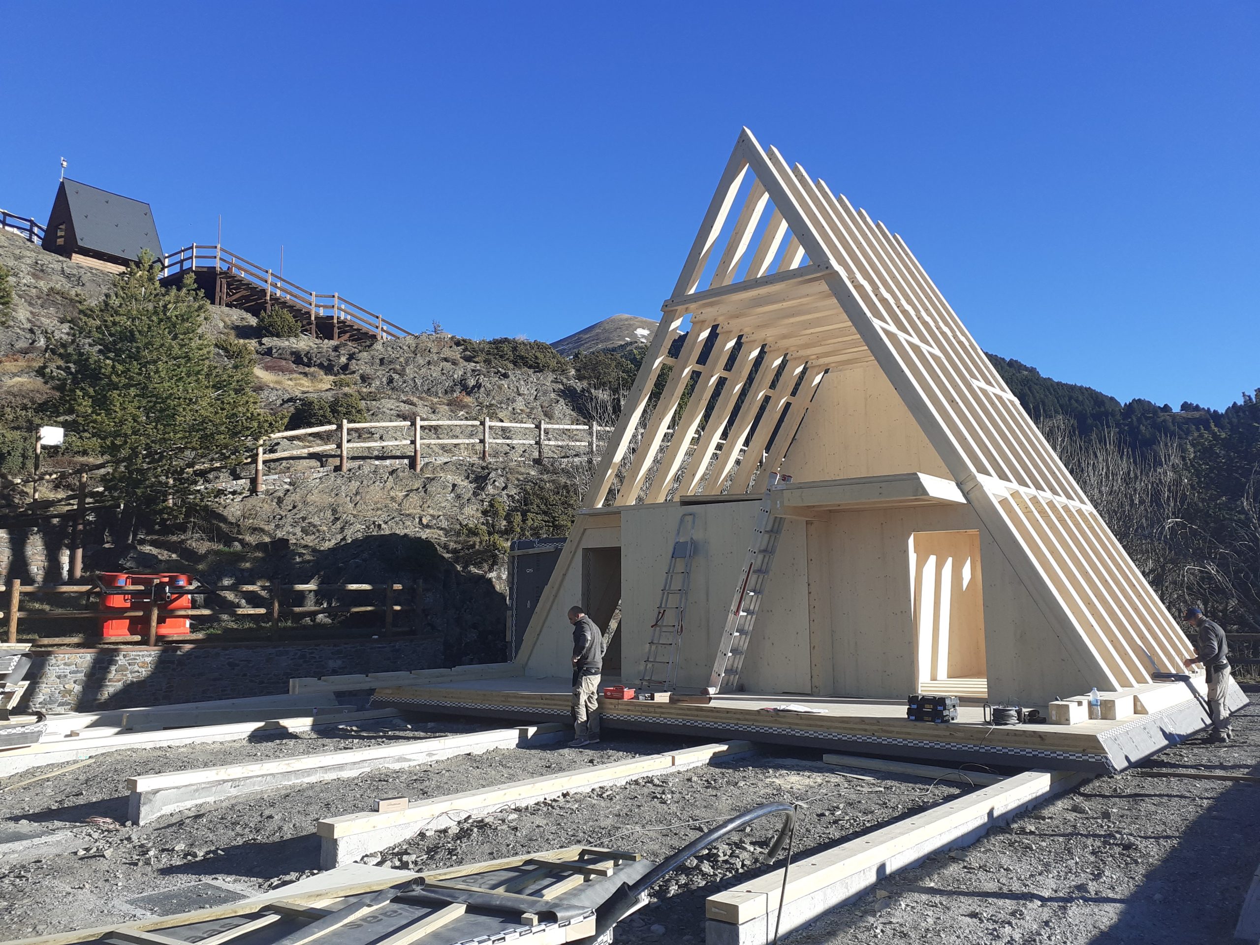 Edificio Servicios en Canillo